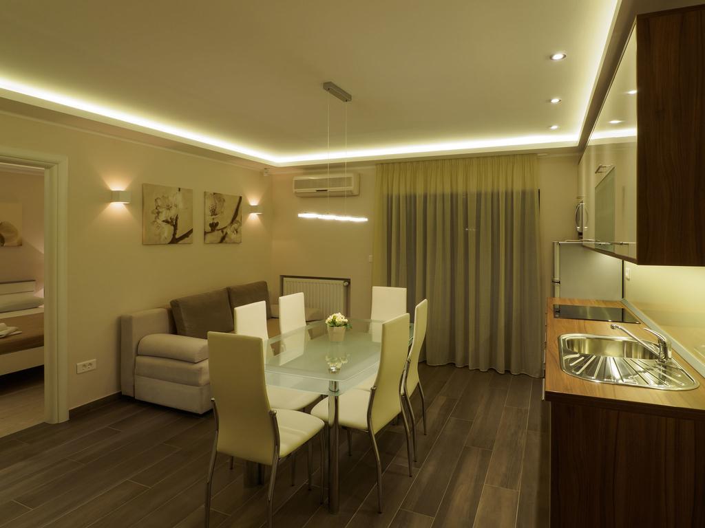 Villa Petra เซลเซ ภายนอก รูปภาพ